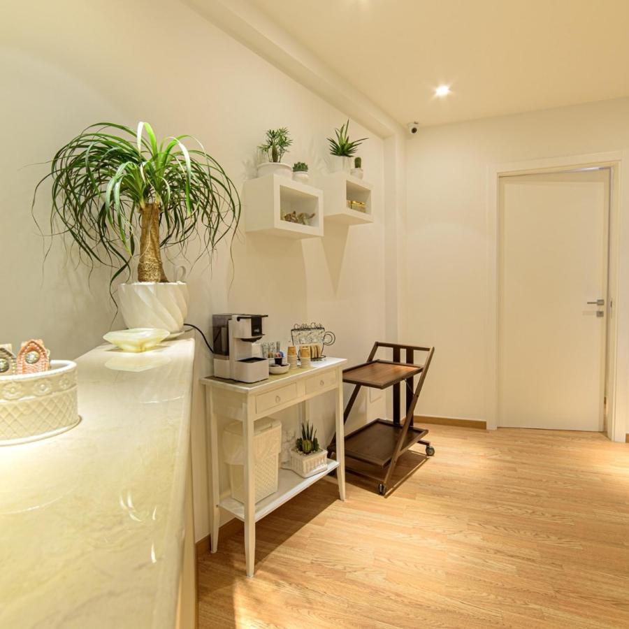 Aminta - Rooms & Wellness Andria Exteriör bild